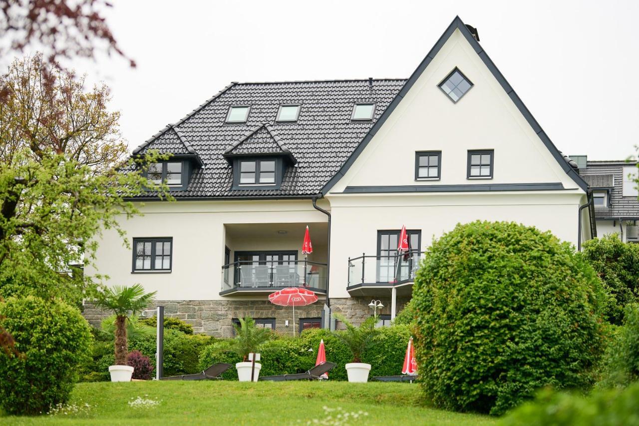 Haus Aussicht - Ferienwohnungen Velden Velden am Woerthersee Exterior photo